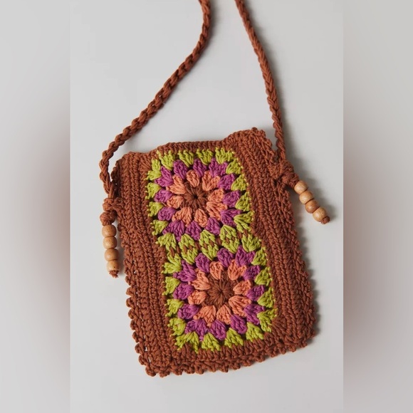 Urban Outfitters Granny Crochet Shoulder Bag NEW - Picture 3 of 9